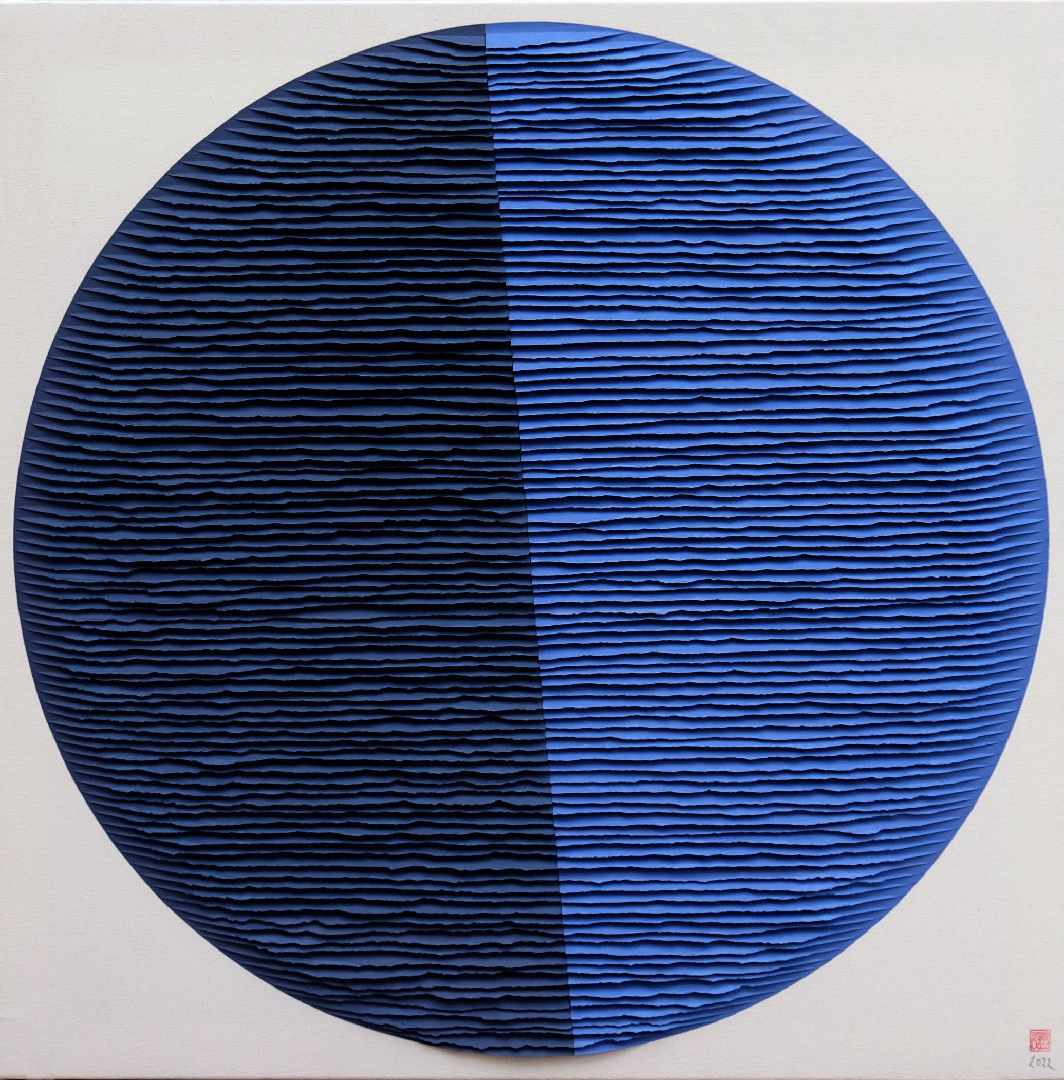 Image of Cercle bleu en deux moitiés