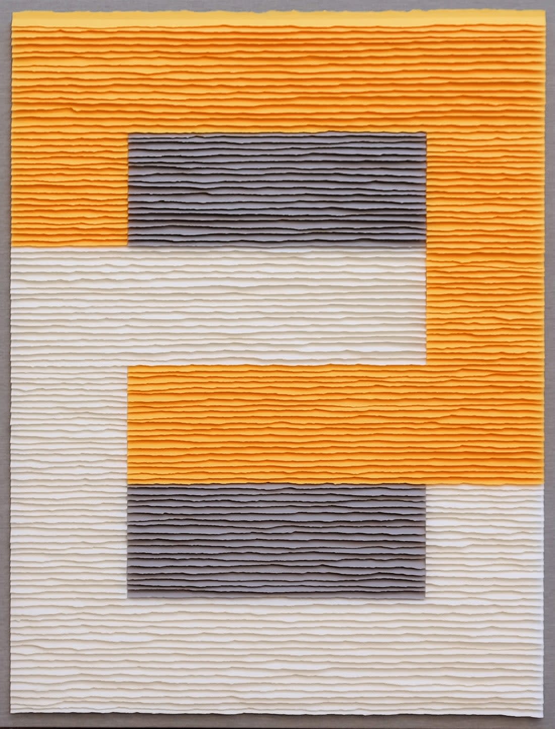 Image of Structures entrelacées jaunes et blanches