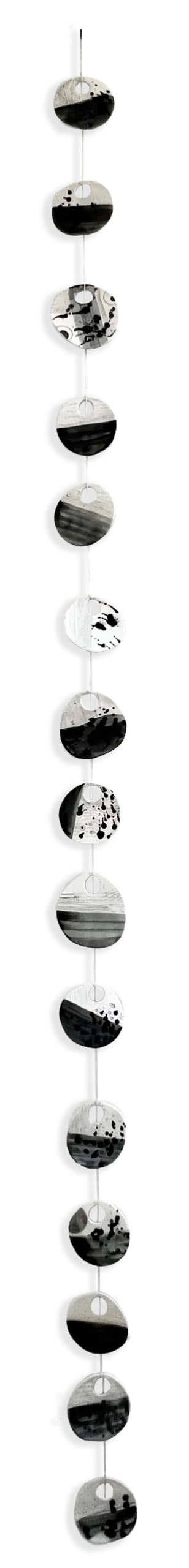 Image of Guirlande (14 plaques de porcelaine)